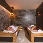 Hotel Lubhotel 3*