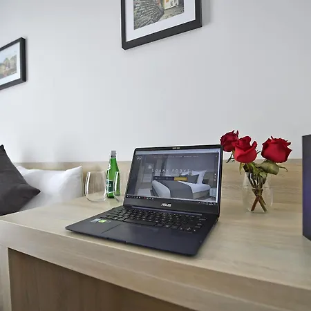 Hotel Lubhotel 3*