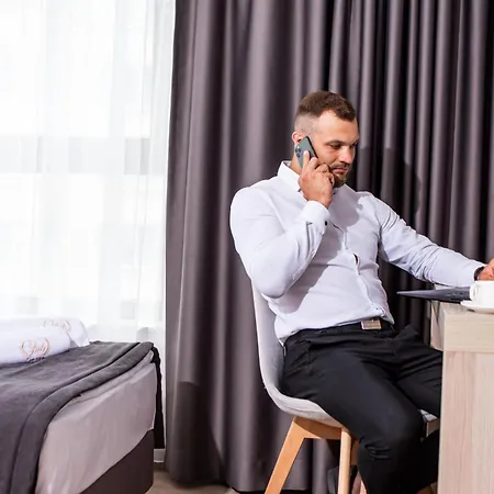 Lubhotel Hotel 3*