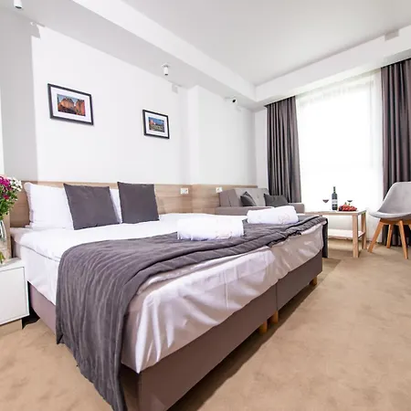 Hotel Lubhotel 3*