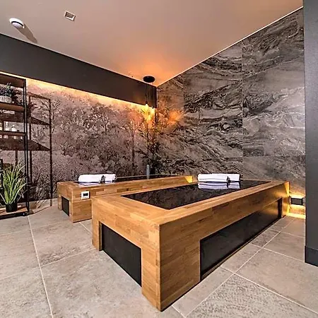 酒店 Lubhotel 3*