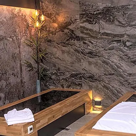 Lubhotel 酒店