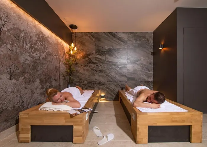 Ξενοδοχείο Lubhotel 3*