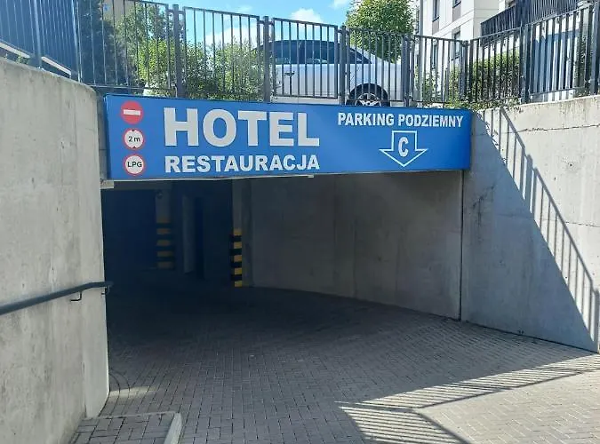 Lubhotel Hotel 3*